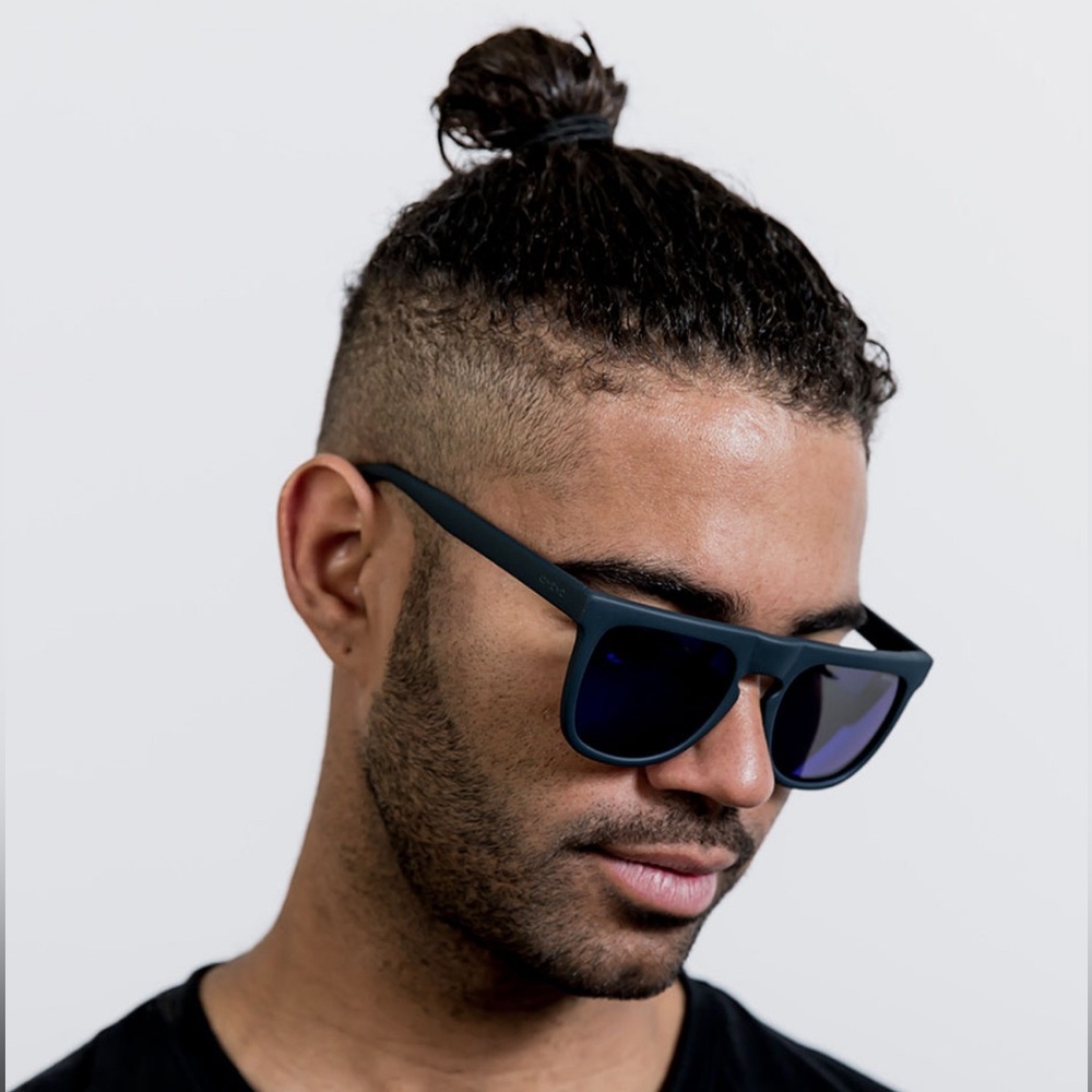 KOMONO sunglasses Bennet Midnight Blue Rubber NEW - Picture 3 of 13